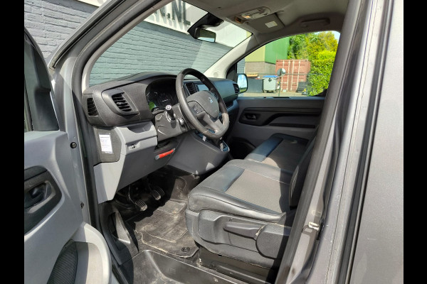 Peugeot Expert 1.5HDI 100 3-Persoons Trekhaak Navi Euro 6 Airco Apple Carplay Android Auto Cruise Control Bluetooth Pdc Premium Betonplex Vloer Wandbetimmering Schuifdeur 1.800KG Trekgewicht