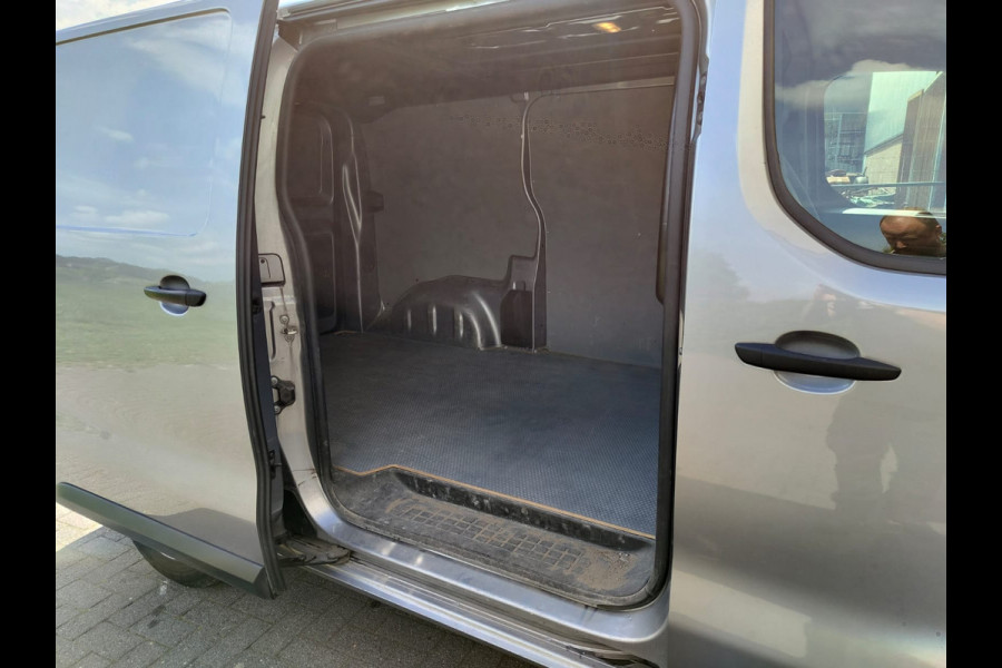 Peugeot Expert 1.5HDI 100 3-Persoons Trekhaak Navi Euro 6 Airco Apple Carplay Android Auto Cruise Control Bluetooth Pdc Premium Betonplex Vloer Wandbetimmering Schuifdeur 1.800KG Trekgewicht