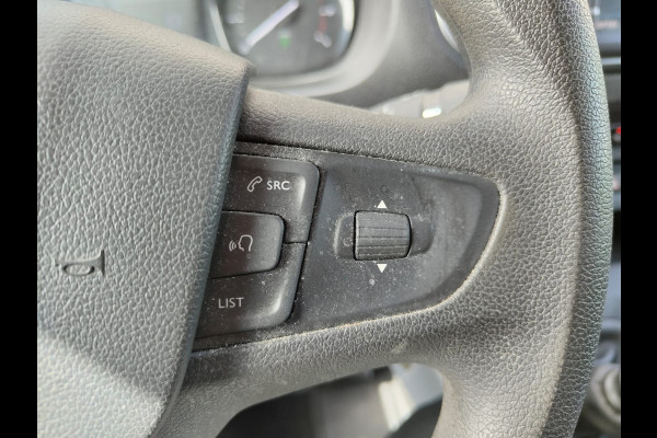 Peugeot Expert 1.5HDI 100 3-Persoons Trekhaak Navi Euro 6 Airco Apple Carplay Android Auto Cruise Control Bluetooth Pdc Premium Betonplex Vloer Wandbetimmering Schuifdeur 1.800KG Trekgewicht