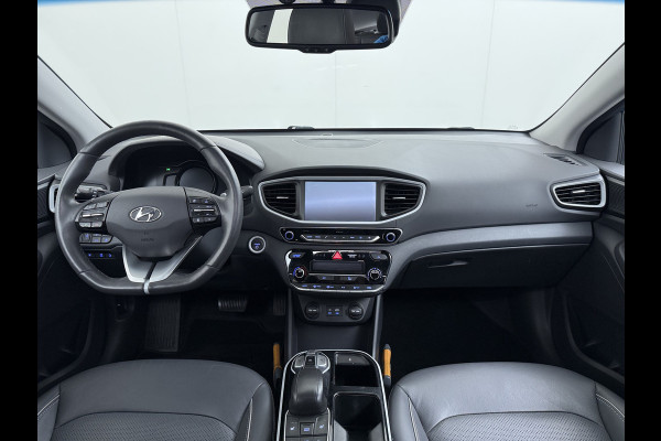 Hyundai IONIQ Premium EV SOH 99,9% Panorama-Schuifdak Adap.Cruise Leder+Memory Navi Ecc Trekhaak Infinity®-Audio Camera Apple Carplay Android  Stoel+Stuurverwarming Elek.Stoelen Lmv Bluetooth Dodehoek+Lane Assist VESS Origineel Nederlandse Auto