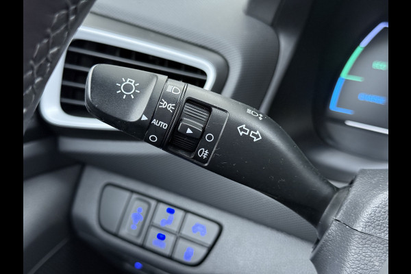 Hyundai IONIQ Premium EV SOH 99,9% Panorama-Schuifdak Adap.Cruise Leder+Memory Navi Ecc Trekhaak Infinity®-Audio Camera Apple Carplay Android  Stoel+Stuurverwarming Elek.Stoelen Lmv Bluetooth Dodehoek+Lane Assist VESS Origineel Nederlandse Auto