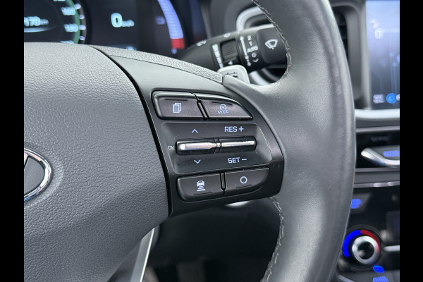 Hyundai IONIQ Premium EV SOH 99,9% Panorama-Schuifdak Adap.Cruise Leder+Memory Navi Ecc Trekhaak Infinity®-Audio Camera Apple Carplay Android  Stoel+Stuurverwarming Elek.Stoelen Lmv Bluetooth Dodehoek+Lane Assist VESS Origineel Nederlandse Auto