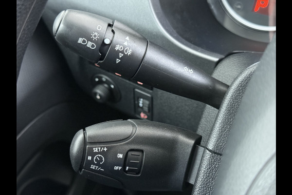 Citroën Berlingo E-Feel 5-Persoons Navi Ecc Camera Apple Carplay Mirror Link Cruise Control Pdc Led 2X Schuifdeur Privacy Glas DAB Lmv 1e Eigenaar Origineel Nederlandse Auto