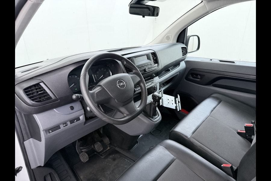 Opel Vivaro 1.5 CDTI L2H1 3-Persoons Airco Cruise Control Dodehoek Bluetooth Pdc Edition Betonplex vloer Kasteninbouw Schuifdeur Regen+Lichtsensor Euro 6 1e Eigenaar