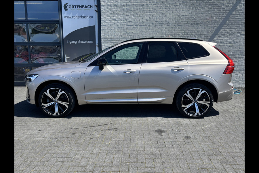 Volvo XC60 2.0 T6 Plug-in hybrid AWD Plus Dark Long Range | Zwenkbare trekhaak | Panorama dak | Adaptieve cruise | Memory | Blis |