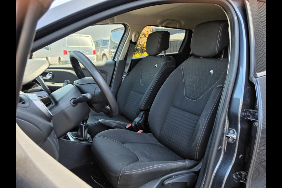 Renault Clio Estate 1.5 dCi Ecoleader Intens Carplay Navi Airco