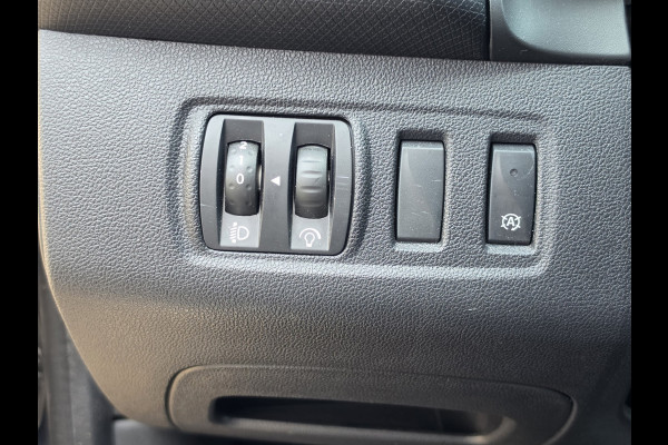 Renault Clio Estate 1.5 dCi Ecoleader Intens Carplay Navi Airco