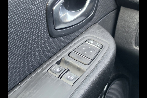 Renault Clio Estate 1.5 dCi Ecoleader Intens Carplay Navi Airco