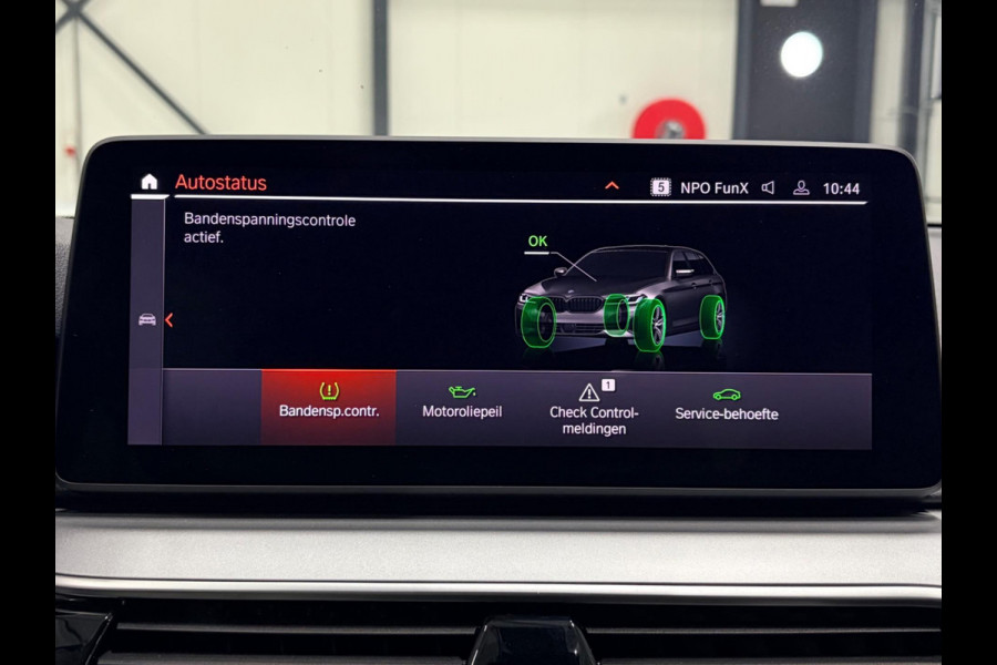 BMW 5 Serie Touring 520e | Plug-in Hybride | Elek. Trekhaak | Virtual Cockpit | LED