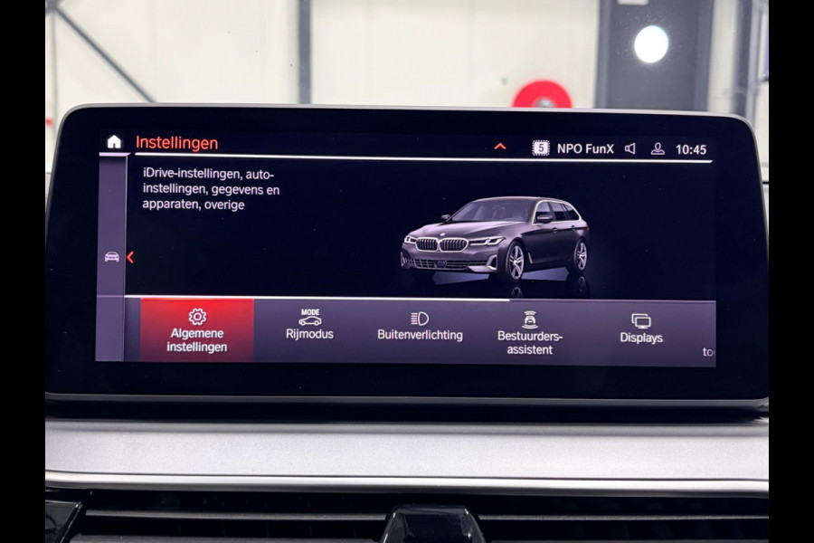 BMW 5 Serie Touring 520e | Plug-in Hybride | Elek. Trekhaak | Virtual Cockpit | LED