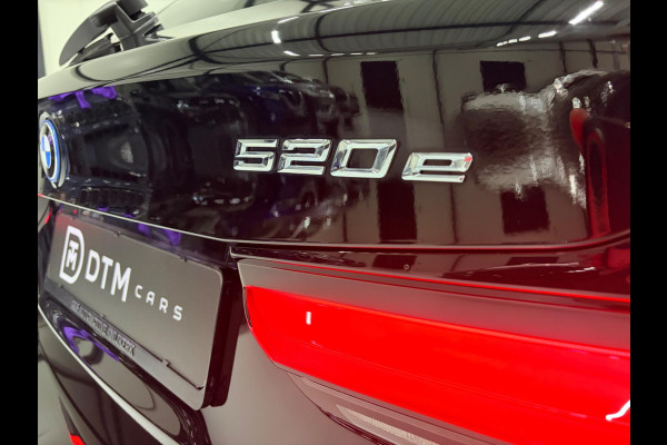 BMW 5 Serie Touring 520e | Plug-in Hybride | Elek. Trekhaak | Virtual Cockpit | LED