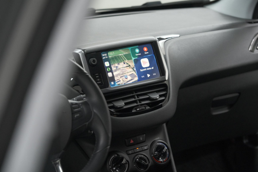 Peugeot 208 PureTech 82 Signature | Parkeersensoren | Apple Carplay | Pack Connect | Armsteun