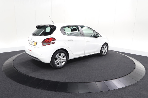 Peugeot 208 PureTech 82 Signature | Parkeersensoren | Apple Carplay | Pack Connect | Armsteun