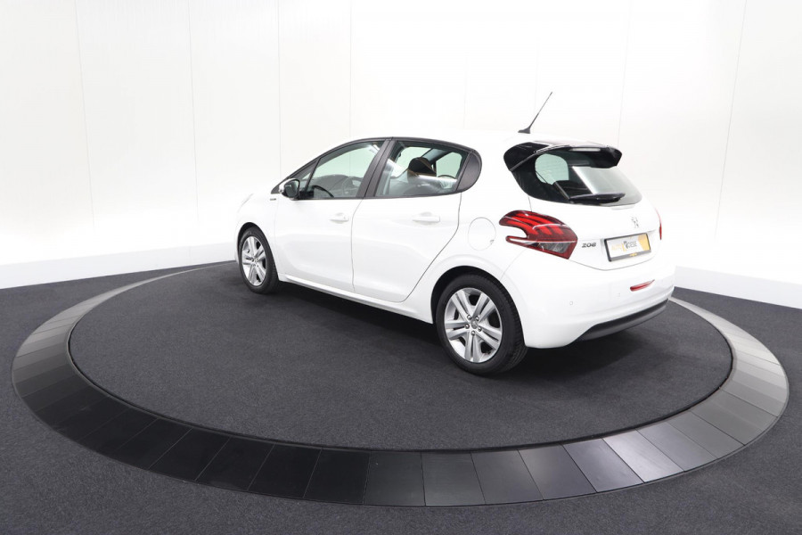 Peugeot 208 PureTech 82 Signature | Parkeersensoren | Apple Carplay | Pack Connect | Armsteun