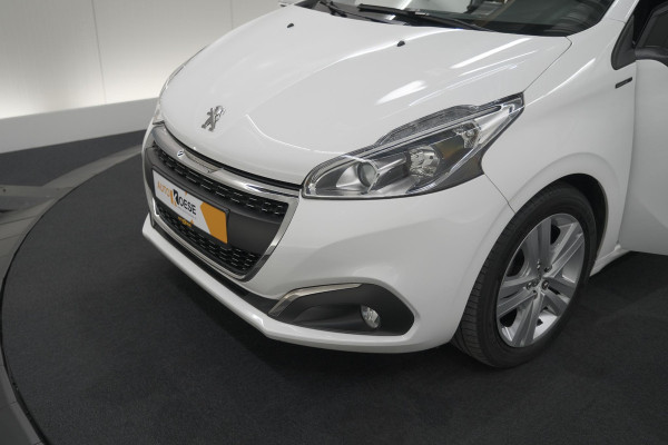 Peugeot 208 PureTech 82 Signature | Parkeersensoren | Apple Carplay | Pack Connect | Armsteun