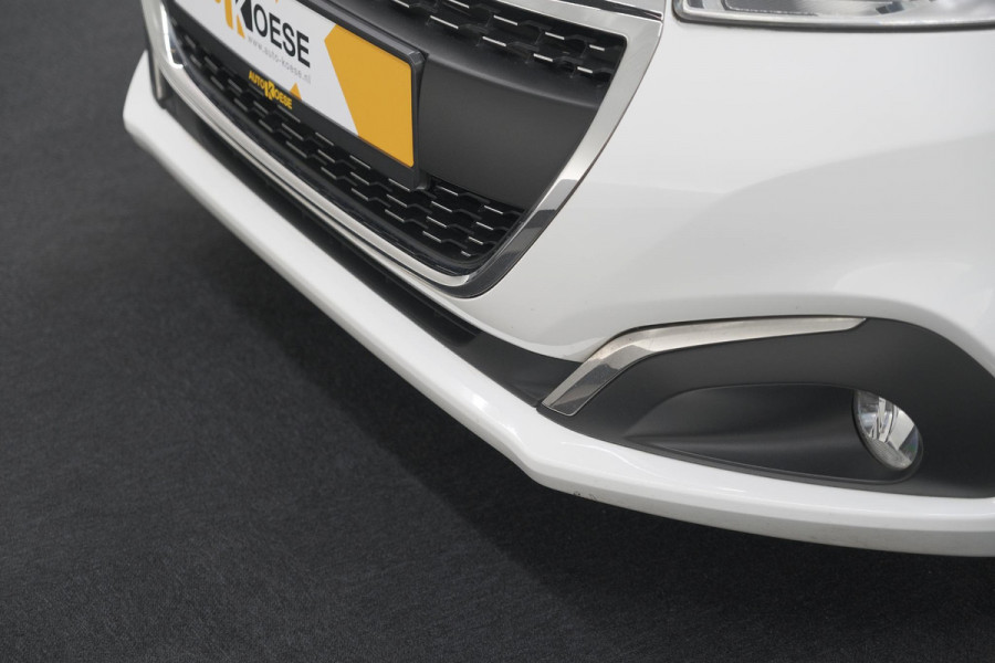 Peugeot 208 PureTech 82 Signature | Parkeersensoren | Apple Carplay | Pack Connect | Armsteun