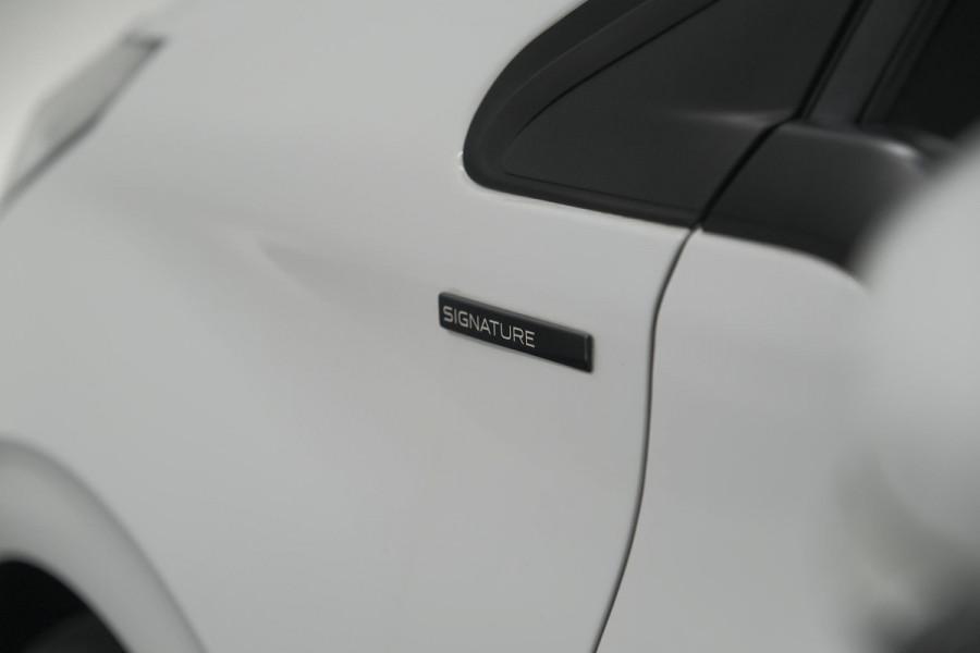 Peugeot 208 PureTech 82 Signature | Parkeersensoren | Apple Carplay | Pack Connect | Armsteun