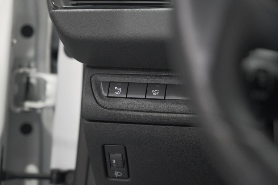 Peugeot 208 PureTech 82 Signature | Parkeersensoren | Apple Carplay | Pack Connect | Armsteun