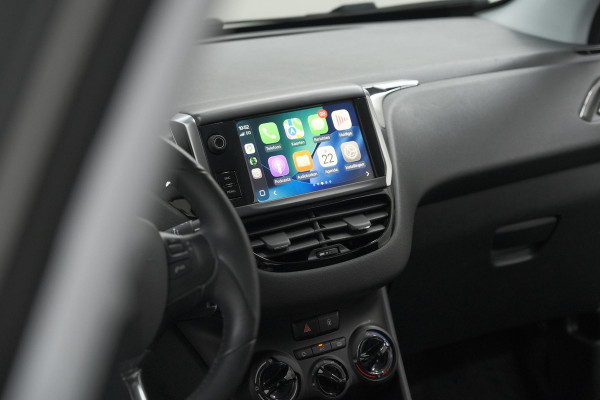 Peugeot 208 PureTech 82 Signature | Parkeersensoren | Apple Carplay | Pack Connect | Armsteun