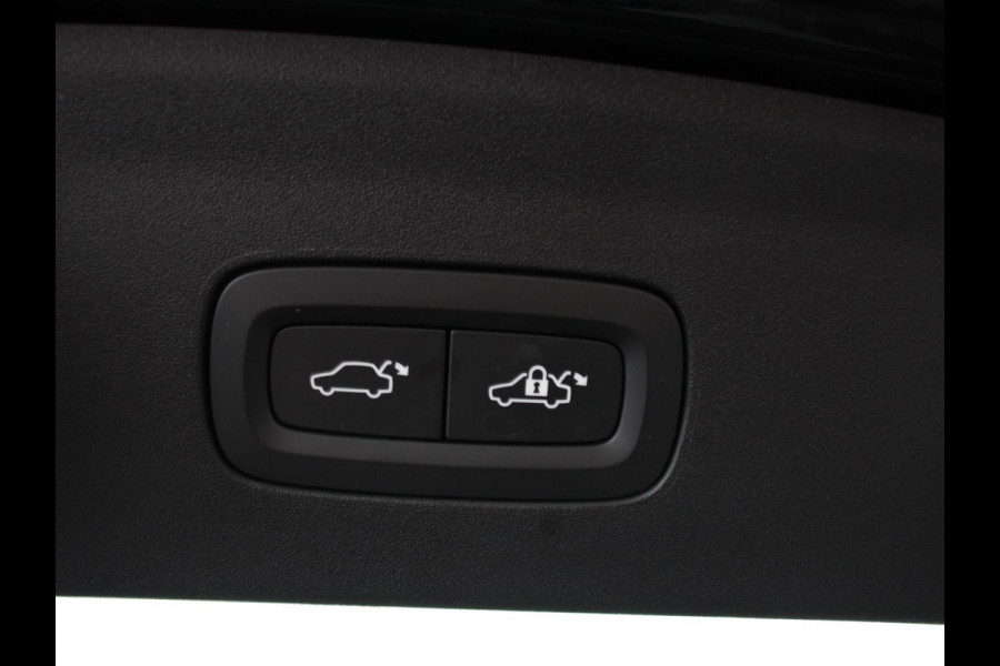 Polestar 2 Standard Range Single Motor 69 kWh 360* Camera Dab Led Verwarmde voorstoelen Navigatie Apple Carplay/Android Auto Climate Control Parkeer sensoren Panoramadak Keyless Stuurverwarming