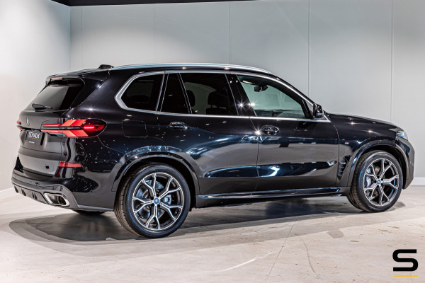 BMW X5 XDrive50e Launch Edition|M-sport|Pano|H&K|Skylounge