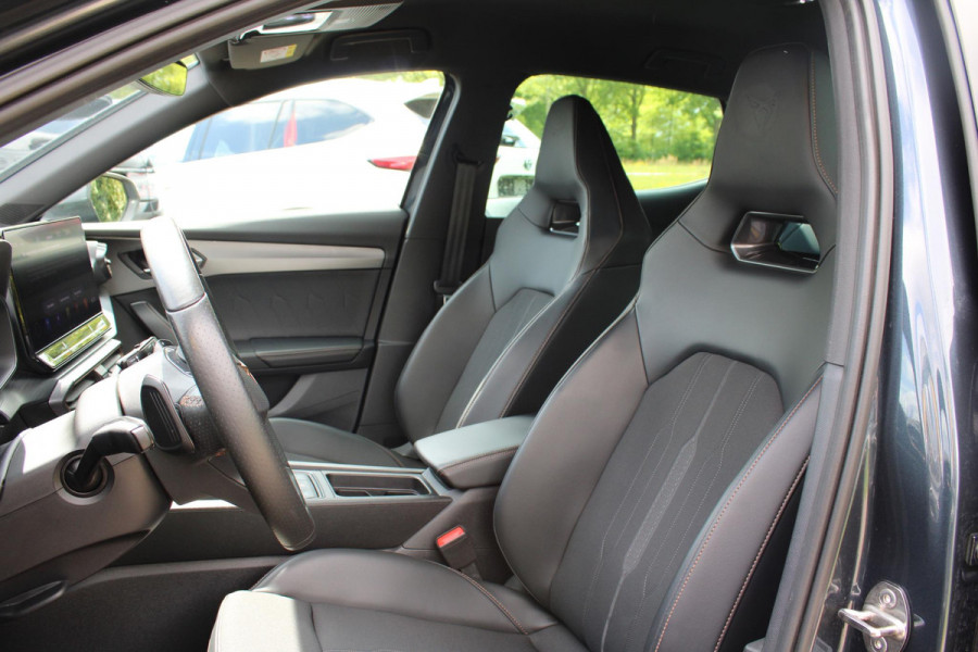 CUPRA Formentor 1.4 e-Hybrid VZ Copper Edition 204 PK | 360 Camera | Stoel en Stuur Verwarming | Elektrsiche Klep | Memory Seat |  Adaptive Cruise Control