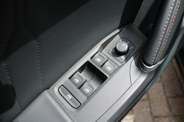 CUPRA Formentor 1.4 e-Hybrid VZ Copper Edition 204 PK | 360 Camera | Stoel en Stuur Verwarming | Elektrsiche Klep | Memory Seat |  Adaptive Cruise Control