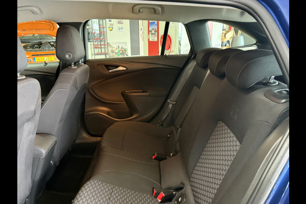 Opel Astra Sports Tourer 1.2 Business Elegance | Camera | Navigatie | Cruise