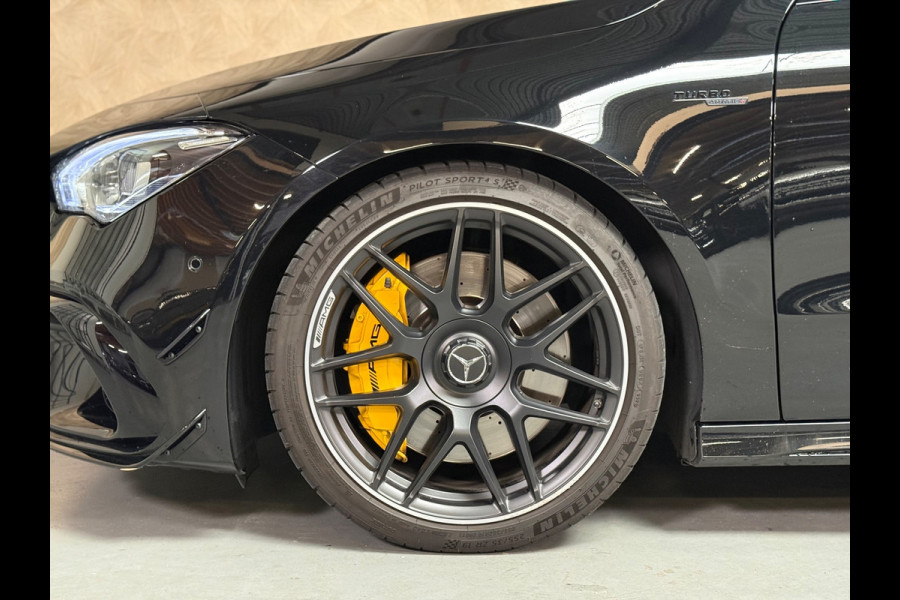 Mercedes-Benz CLA-Klasse AMG 45 S 4MATIC+ | Pano | Sfeerverlichting | Camera | Stoelverwarming/Verkoeling