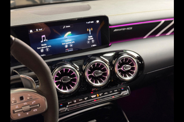 Mercedes-Benz CLA-Klasse AMG 45 S 4MATIC+ | Pano | Sfeerverlichting | Camera | Stoelverwarming/Verkoeling