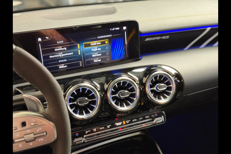 Mercedes-Benz CLA-Klasse AMG 45 S 4MATIC+ | Pano | Sfeerverlichting | Camera | Stoelverwarming/Verkoeling