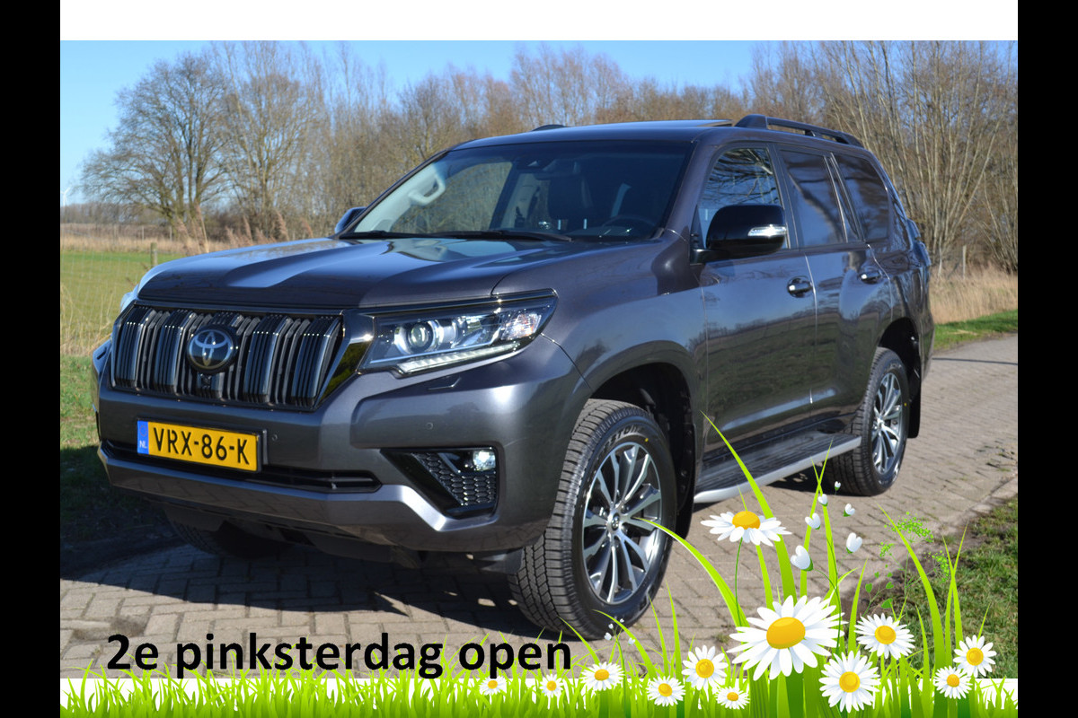 Toyota Land Cruiser 150 2.8 D-4D-F Executive Window Van