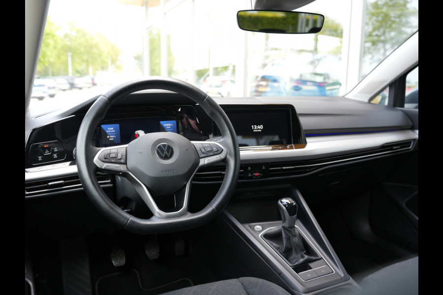 Volkswagen Golf 1.0 TSI Life | Draadloze telefoonlader | Cruise adaptief | Apple Carplay/Android Auto