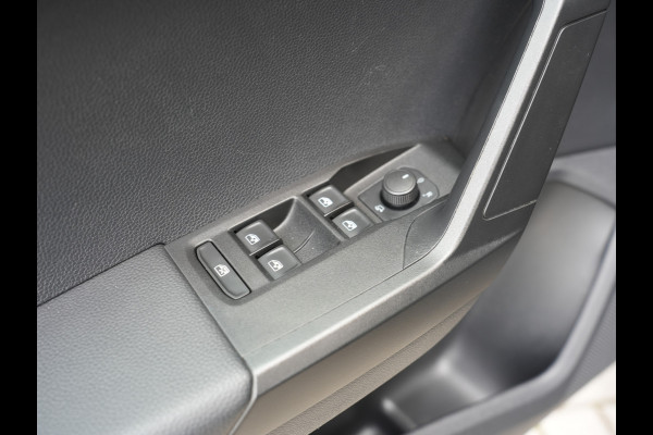 Seat Arona 1.0 TSI Style Business Intense | Apple Carplay/Android Auto | Cruise control |