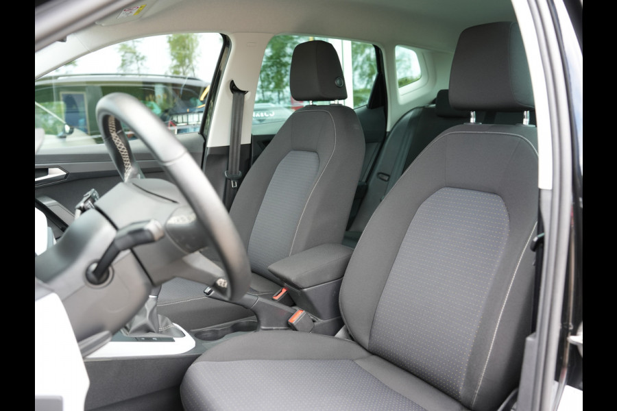 Seat Arona 1.0 TSI Style Business Intense | Apple Carplay/Android Auto | Cruise control |