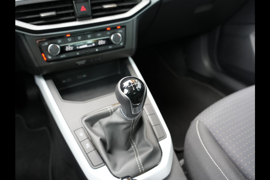 Seat Arona 1.0 TSI Style Business Intense | Apple Carplay/Android Auto | Cruise control |