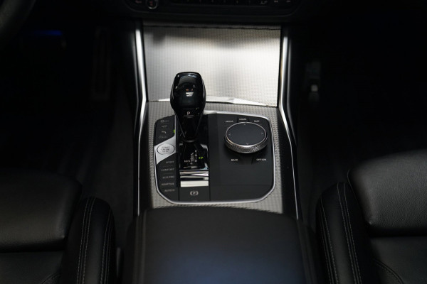 BMW 3-serie M340i xDrive High Executive Edition | Harman Kardon | HuD | Schuif/kanteldak | 360 cam | Adaptieve Cruise | 374 PK