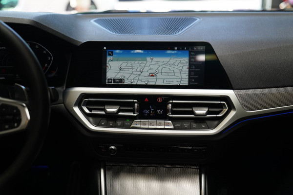 BMW 3-serie M340i xDrive High Executive Edition | Harman Kardon | HuD | Schuif/kanteldak | 360 cam | Adaptieve Cruise | 374 PK