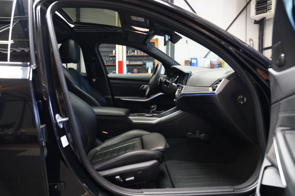 BMW 3-serie M340i xDrive High Executive Edition | Harman Kardon | HuD | Schuif/kanteldak | 360 cam | Adaptieve Cruise | 374 PK