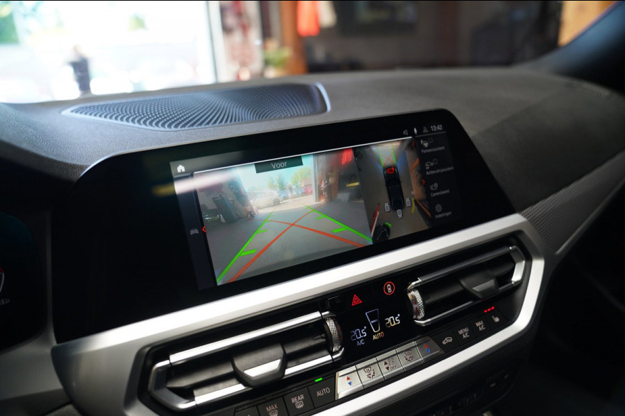 BMW 3-serie M340i xDrive High Executive Edition | Harman Kardon | HuD | Schuif/kanteldak | 360 cam | Adaptieve Cruise | 374 PK