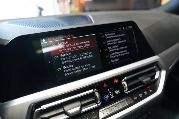 BMW 3-serie M340i xDrive High Executive Edition | Harman Kardon | HuD | Schuif/kanteldak | 360 cam | Adaptieve Cruise | 374 PK