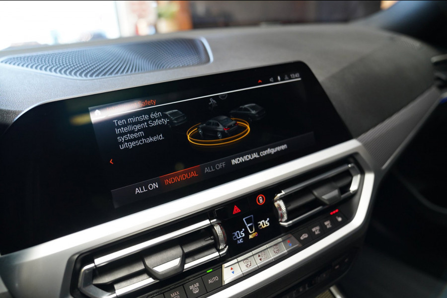 BMW 3-serie M340i xDrive High Executive Edition | Harman Kardon | HuD | Schuif/kanteldak | 360 cam | Adaptieve Cruise | 374 PK