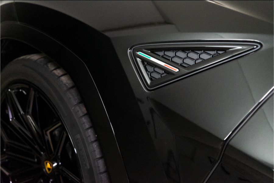 Lamborghini Urus 4.0 V8 Hybrid SE 789PK | NERO HELENE | BTW | IMPACT PPF | 3D B&O | ANIMA | Service Package 5YR | 3 JAAR FABRIEKSGARANTIE