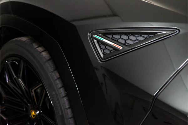 Lamborghini Urus 4.0 V8 Hybrid SE 789PK | NERO HELENE | BTW | IMPACT PPF | 3D B&O | ANIMA | Service Package 5YR | 3 JAAR FABRIEKSGARANTIE