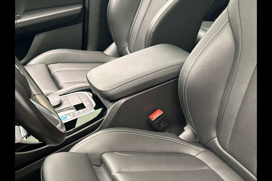 BMW iX3 High Executive 80 kWh | M-Sport | SOH 100% | Pano/Dak | Leder | Camera | Adapt.Cruise/Control