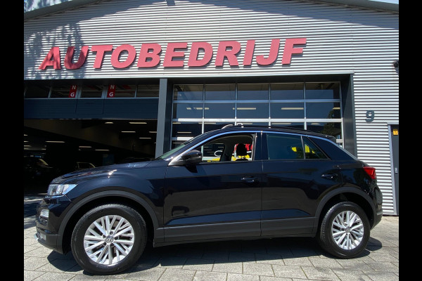 Volkswagen T-Roc 1.0 TSI Style - Navigatie I Airco I Veiligheid pakket I LED I PDC I Sport velgen I Dealer onderhouden
