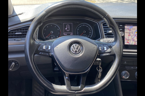 Volkswagen T-Roc 1.0 TSI Style - Navigatie I Airco I Veiligheid pakket I LED I PDC I Sport velgen I Dealer onderhouden