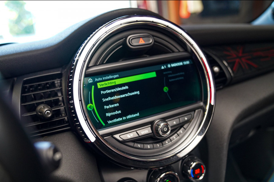 MINI Cabrio 2.0 John Cooper Works Chili | Cabriolet | Luxe Leder / Alcantara | Harman/Kardon | Camera | 231PK | HuD