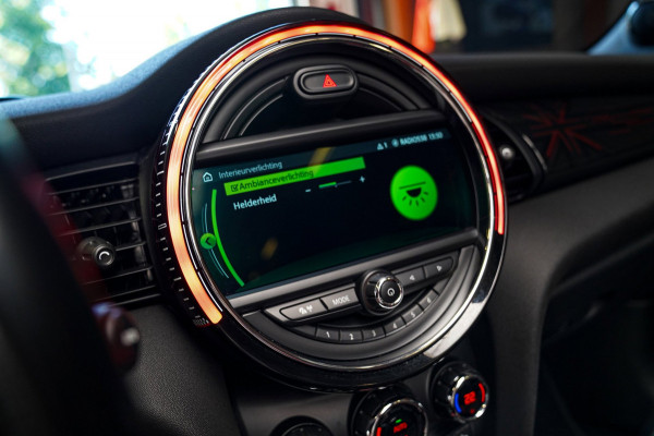 MINI Cabrio 2.0 John Cooper Works Chili | Cabriolet | Luxe Leder / Alcantara | Harman/Kardon | Camera | 231PK | HuD
