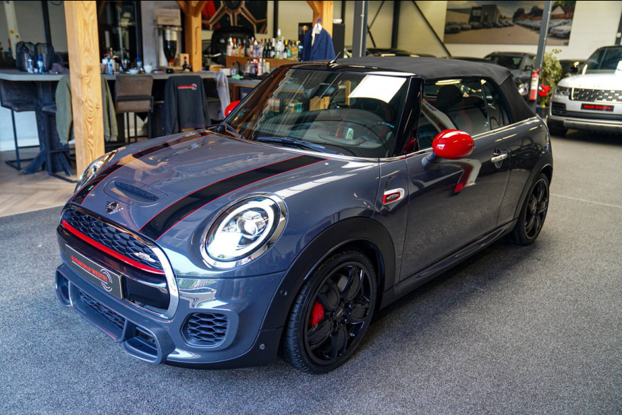 MINI Cabrio 2.0 John Cooper Works Chili | Cabriolet | Luxe Leder / Alcantara | Harman/Kardon | Camera | 231PK | HuD